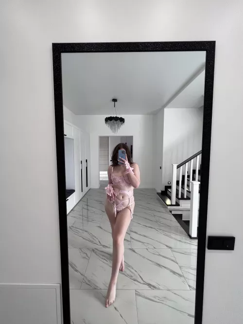 take this outfit off me by fourthlyAdjourn823