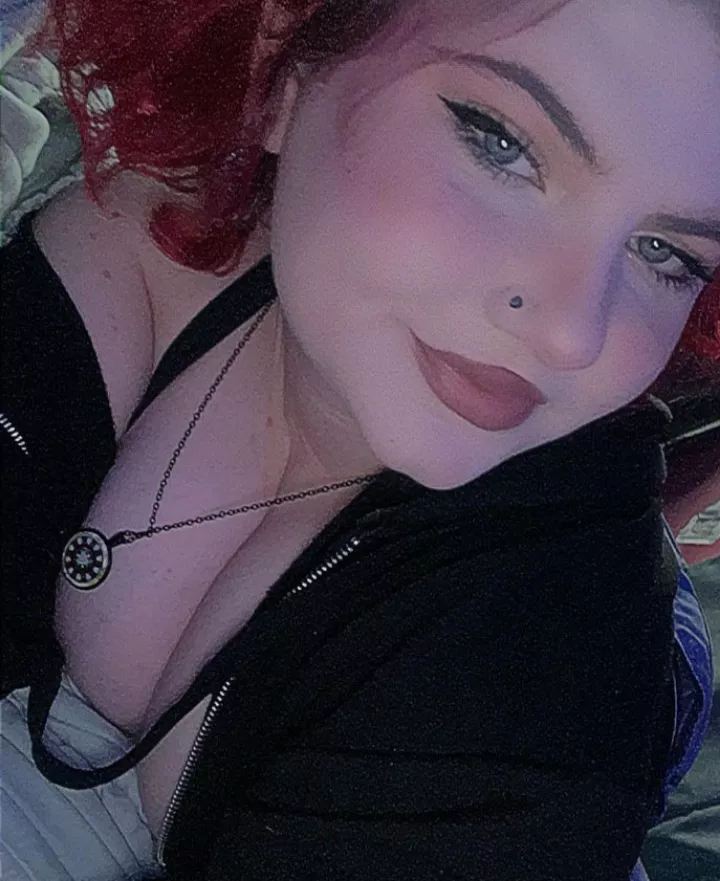 Wish I had more cute clothes to wear posted by forsakenspider01