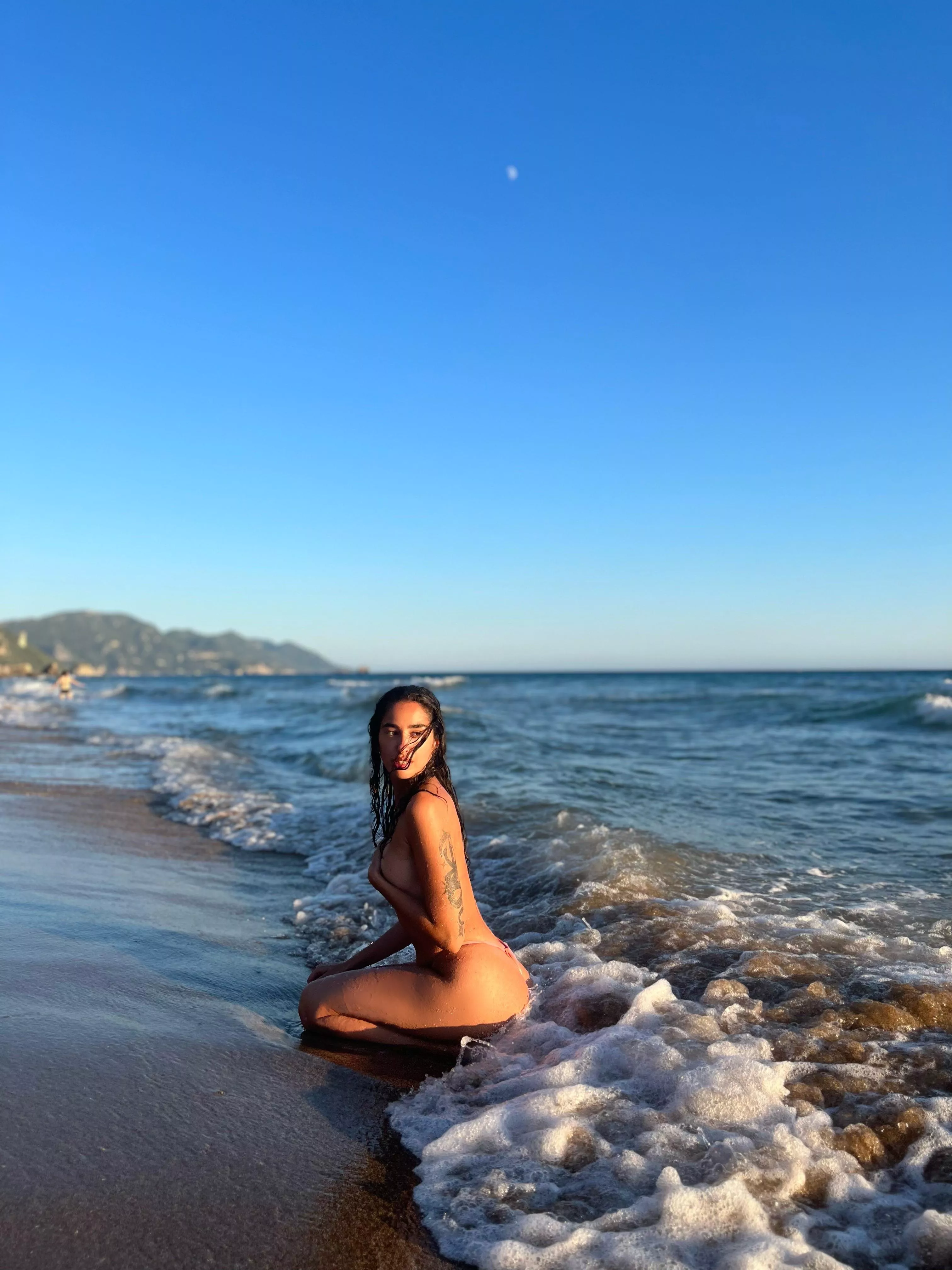 A little boob showing never hurt nobody posted by Laracrofts_pussy