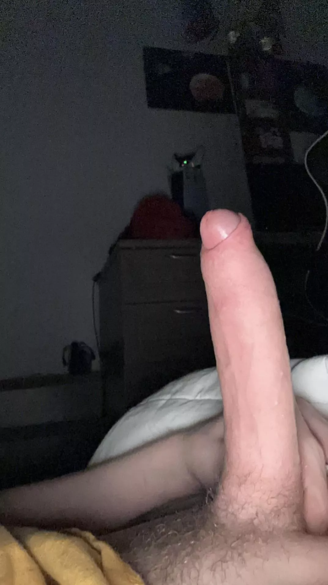 Can some one sit on it please (18) posted by DizzyButterfly7565