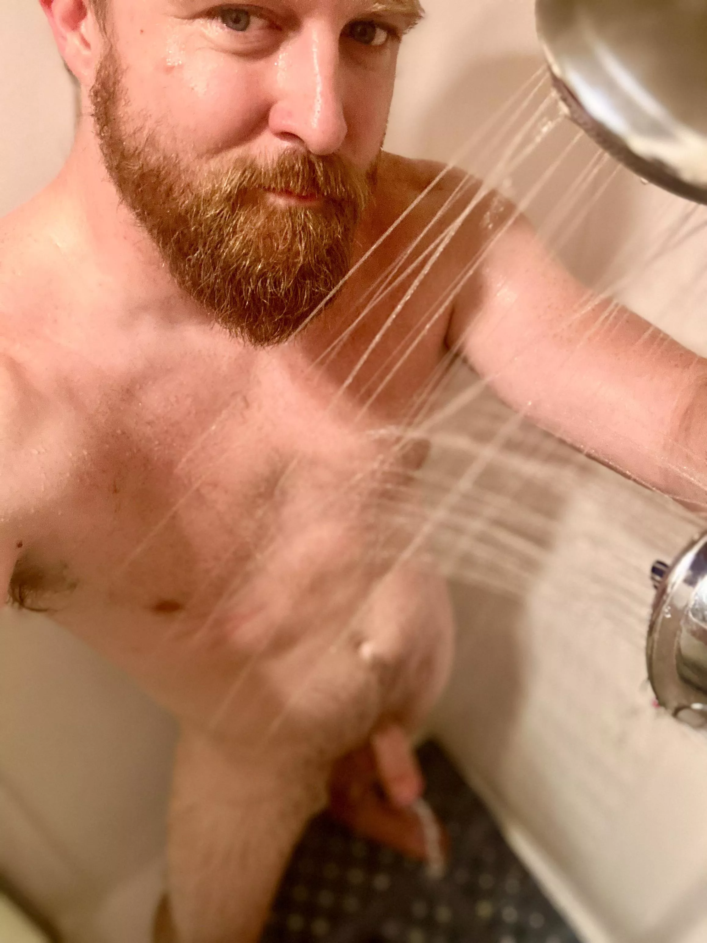 Getting steamy atm [39] posted by BroadandSturdy