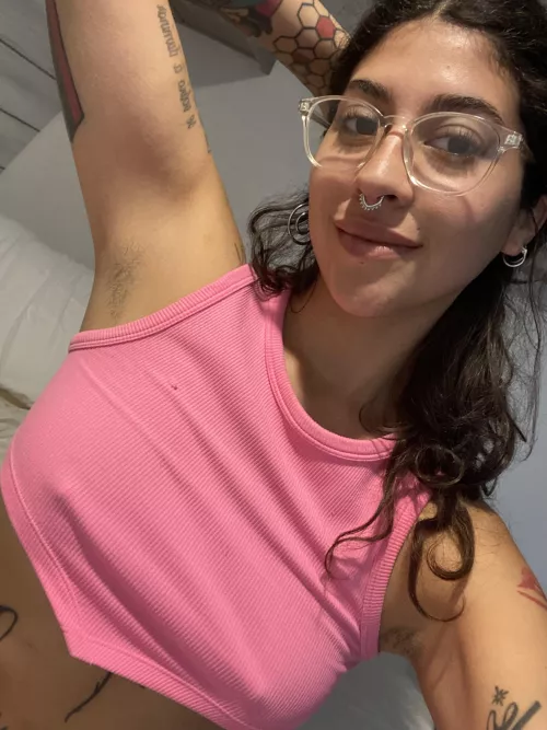 Hi guys , worship to my armpits this weekend by Fio-espiral