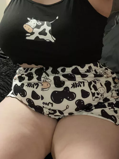 I seem to have wondered from the rest of the heard by SoftFetishkitty