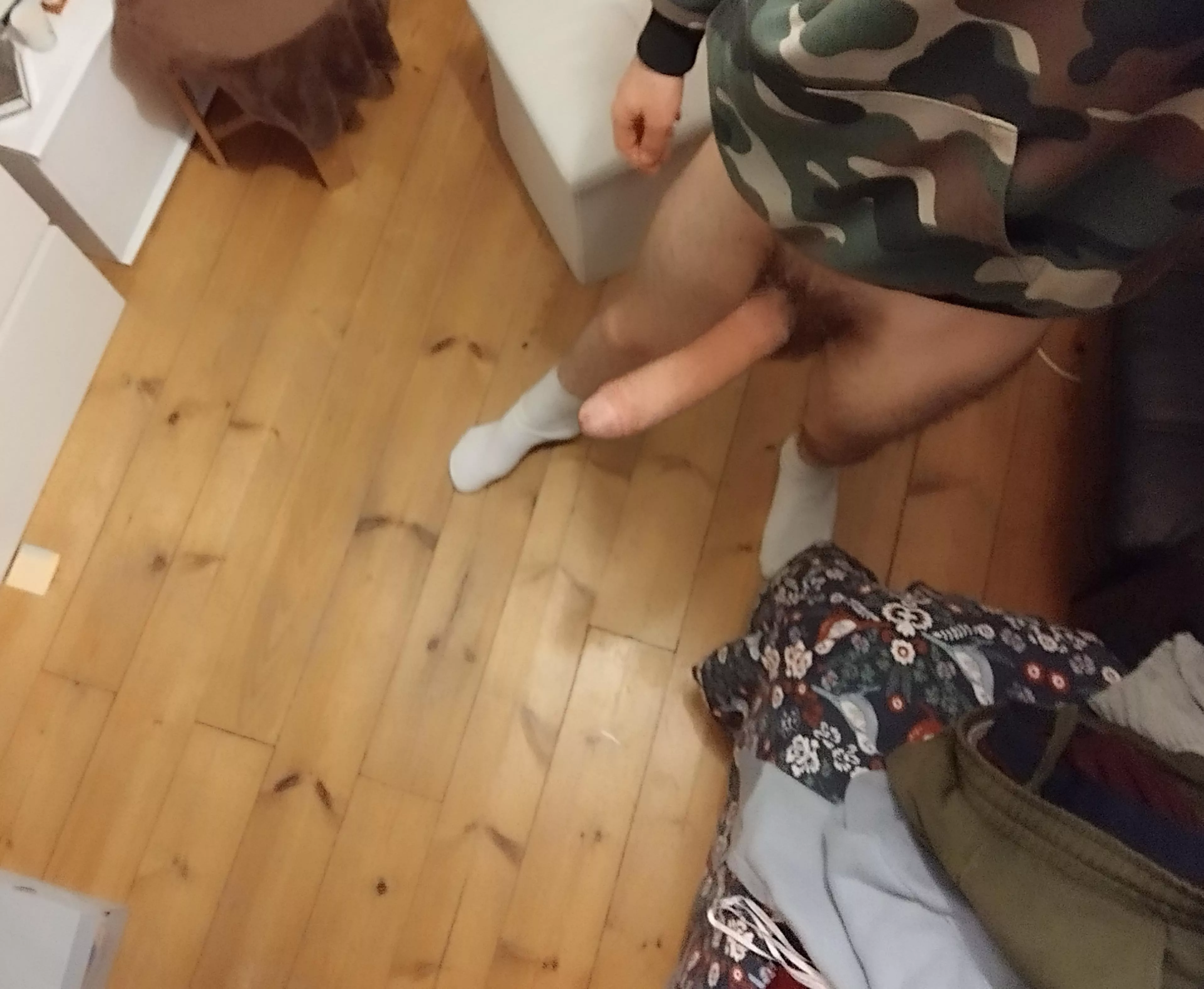 I'm far too skinny to have a dick this big posted by spoiltez