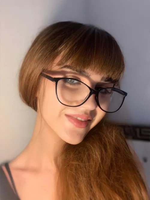 im just a cute nerd 🤓😻 by OrlandoripeMango