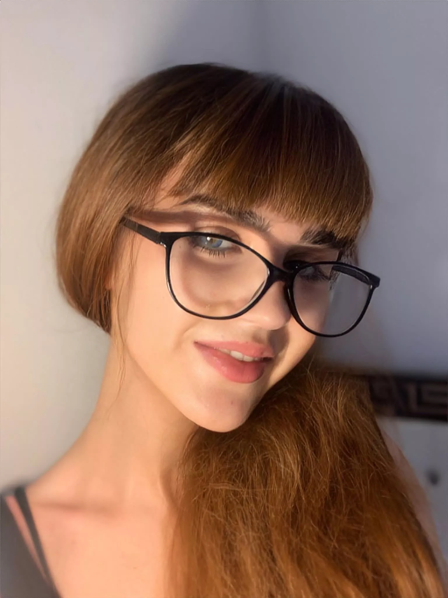 im just a cute nerd 🤓😻 posted by OrlandoripeMango