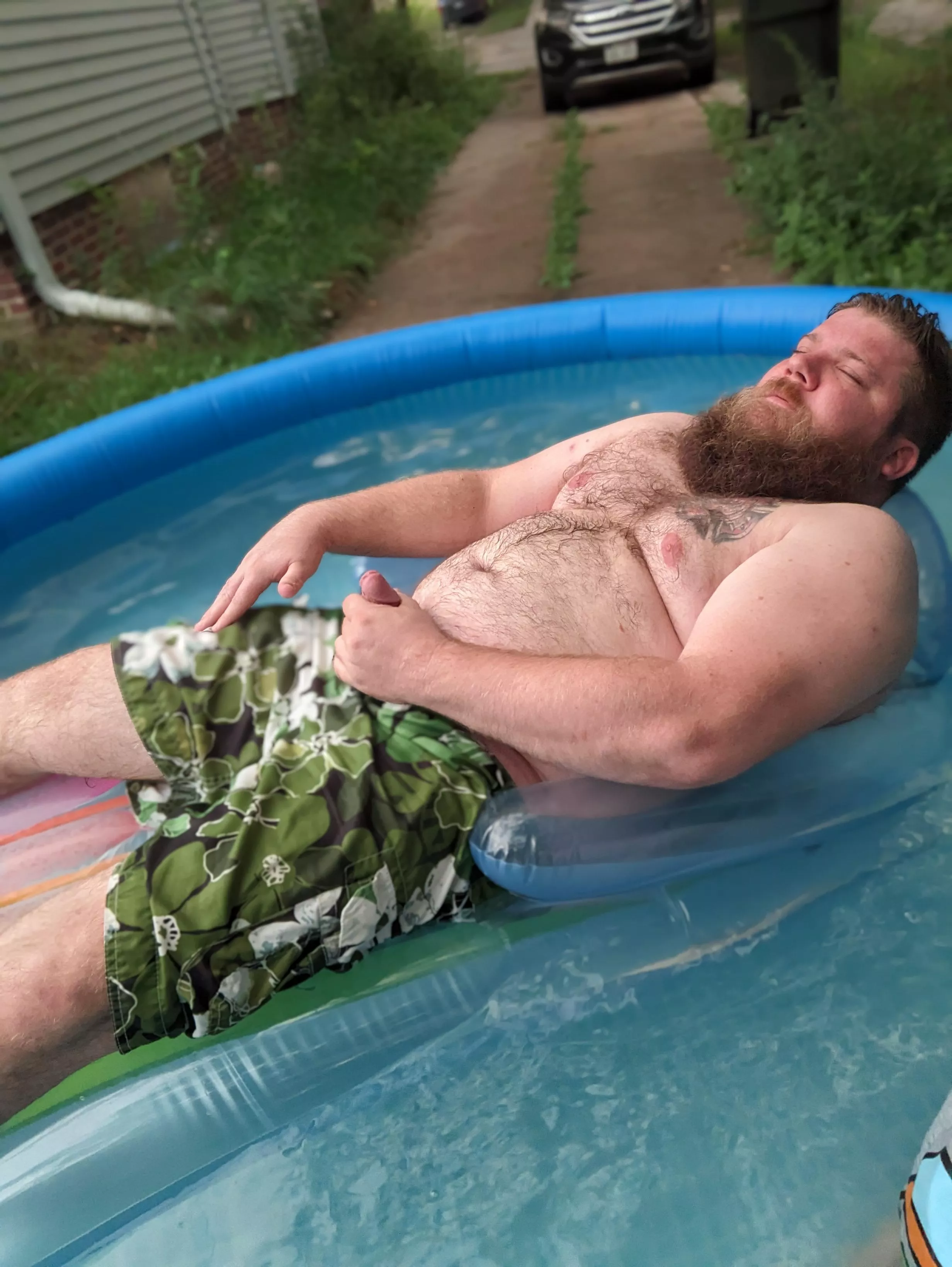 Is this indecent exposure or decent exposure posted by smokeybear911