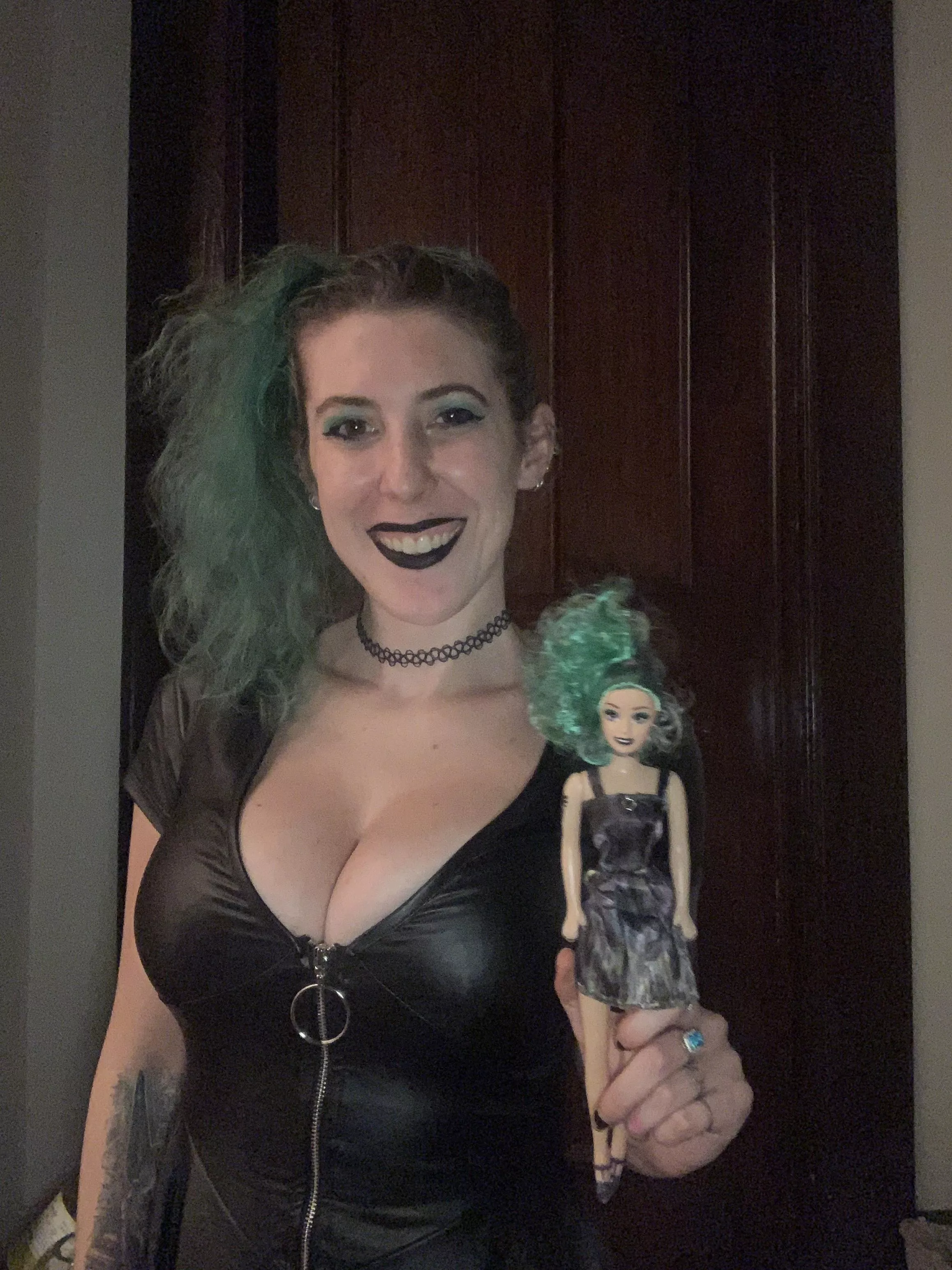 Matchy matchy posted by sirenskiss3