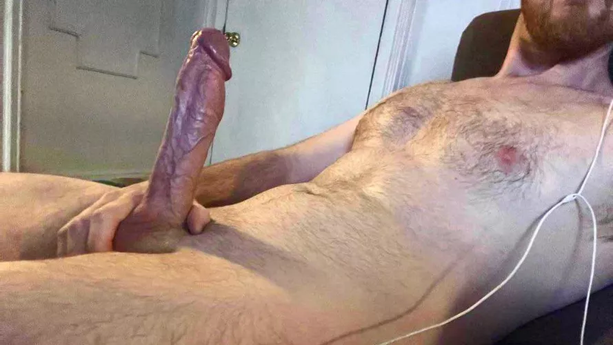 Oiled up and edging until you call and make me cum on video chat by tallpaleandginger