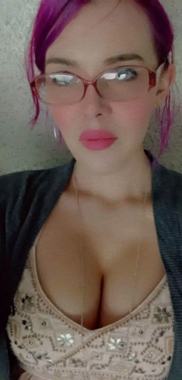 Pretty in pink 🩷 posted by PIisLOVE314