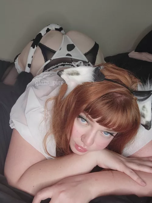 Pull my tail and I'll moo 4 u 🐄💕 by glam_pire