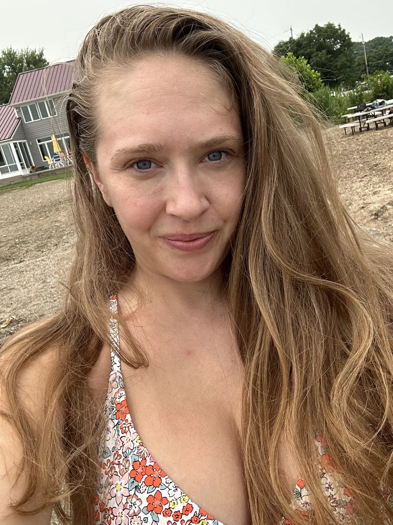 She looks more beautiful without make-up posted by Background-Speed-691