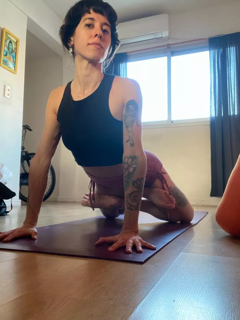 Stretching My hips posted by lanaxsweet3