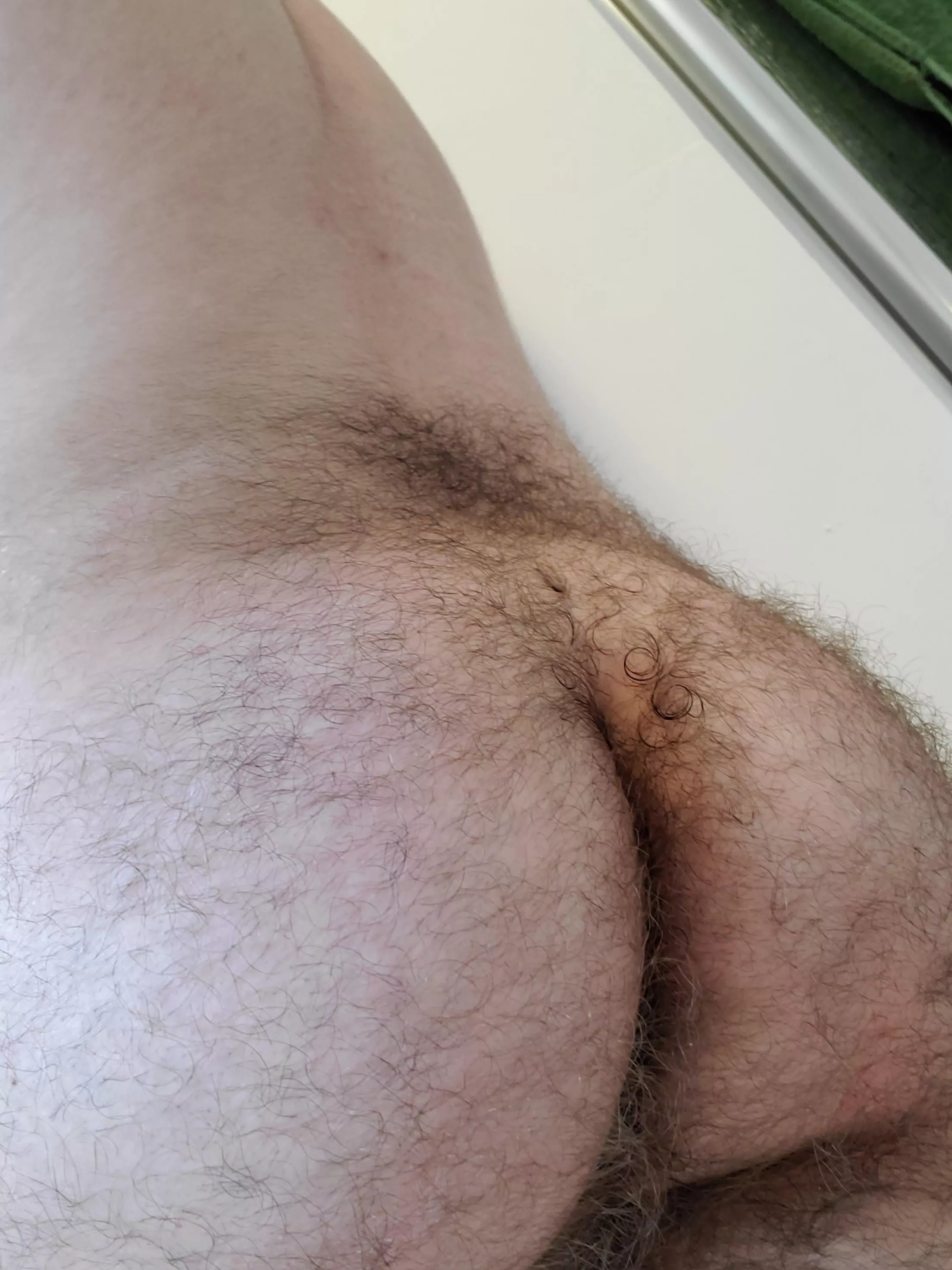 Who wanna pound 😉 posted by ifogrog11