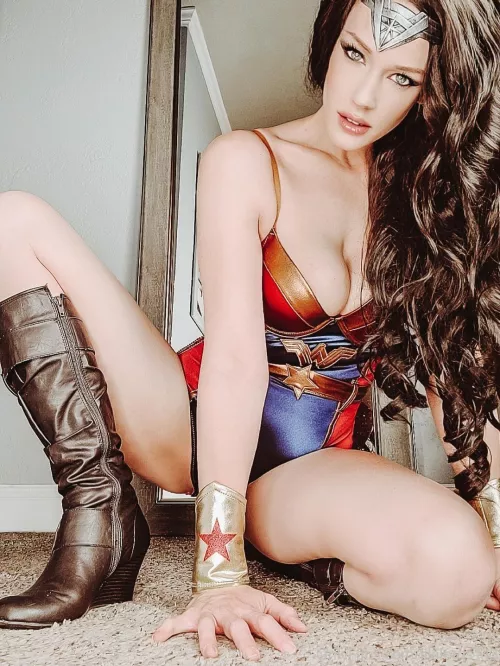 Wonder Woman by LotusBlossom71