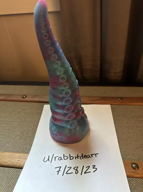 [WTS] Bad Dragon large Ika by rabbitdearr