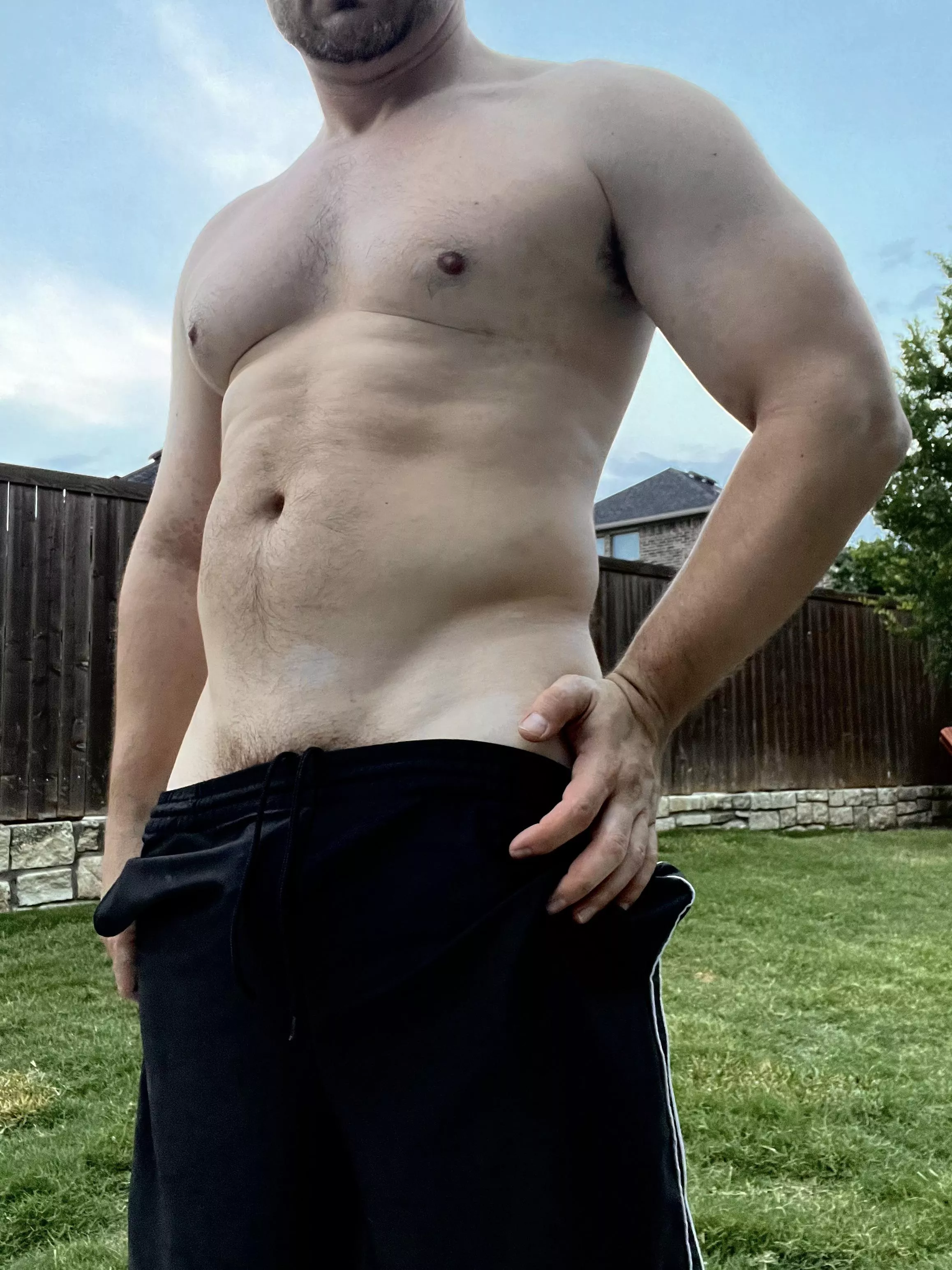 [40][M]Greeting the day posted by DilfyLucre