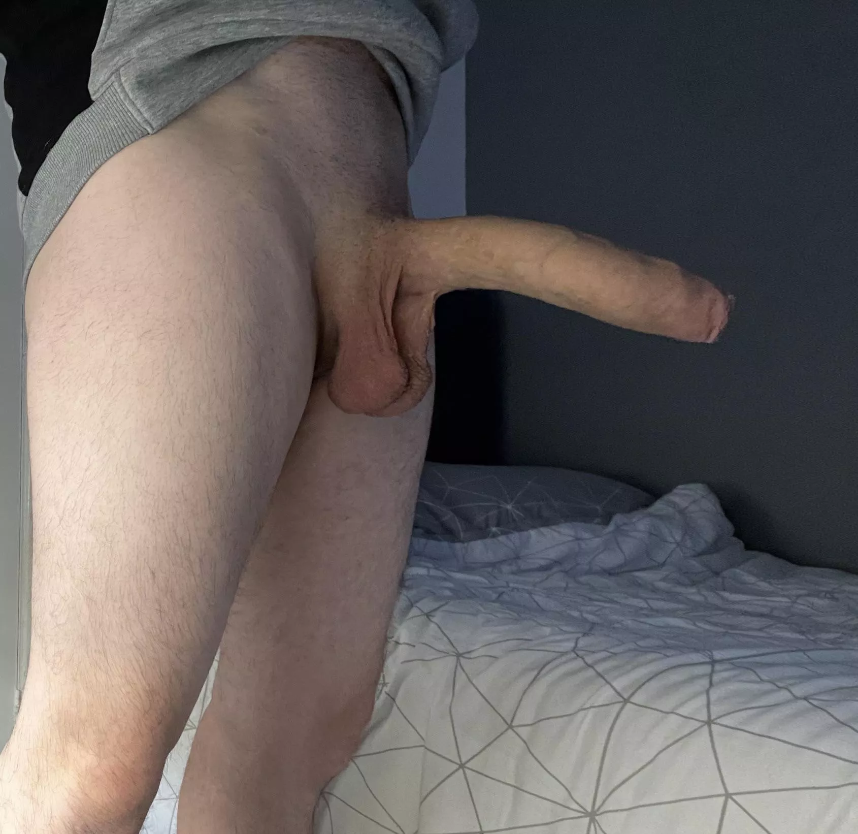 Been on a downward spiral again lately but posting is one of the few things i still enjoy. Any messages, words of advice much appreciated. Enjoy the pic 😊 posted by LargeWenus