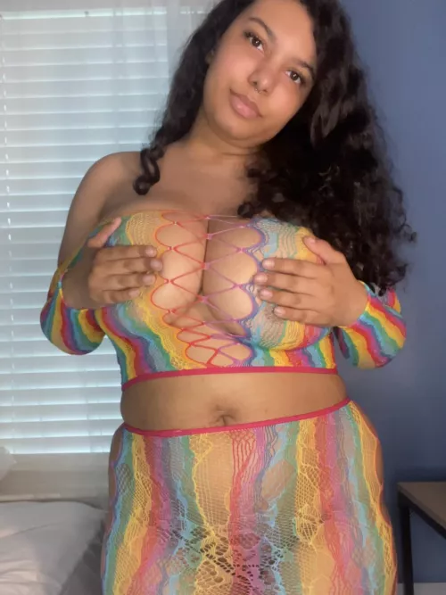 I heard you like natural thick girls by Ekayos