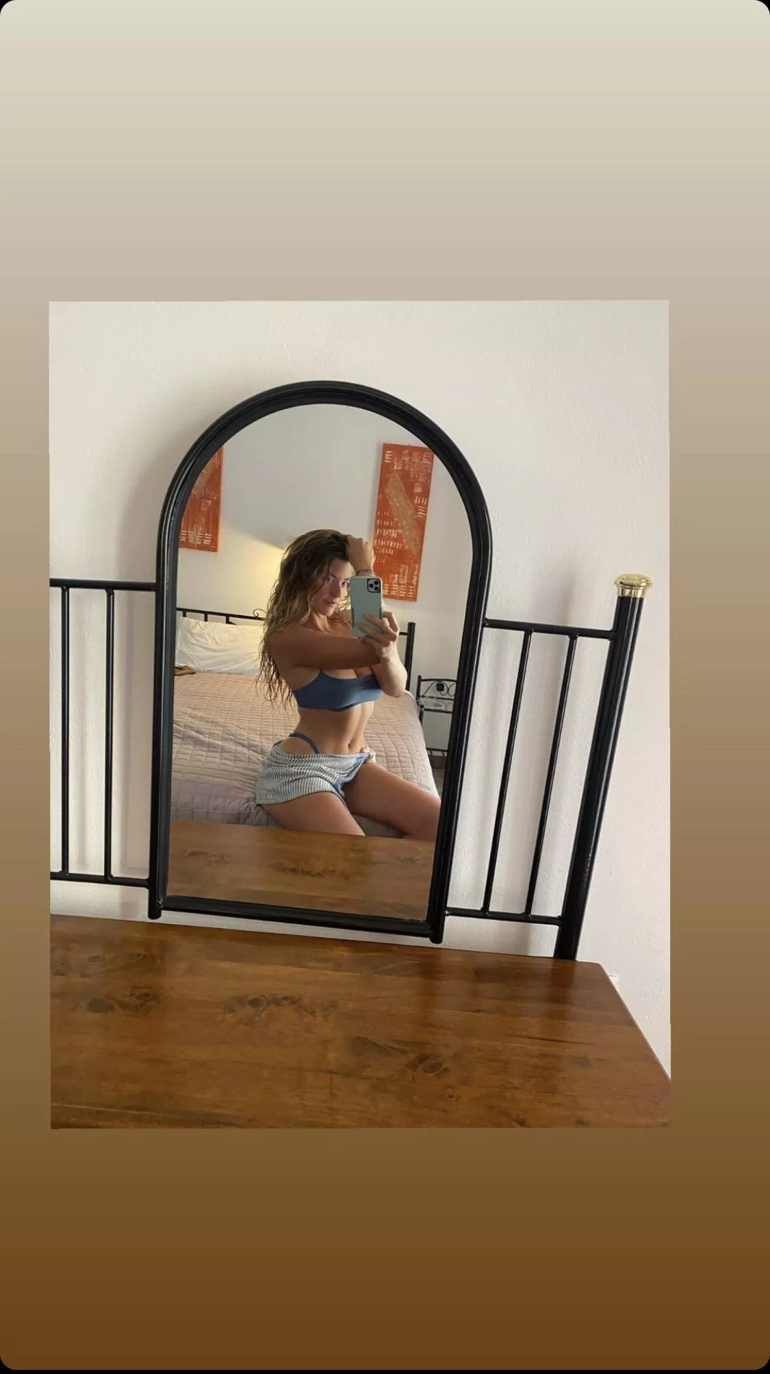 Sexy posted by Bobbobyjoe