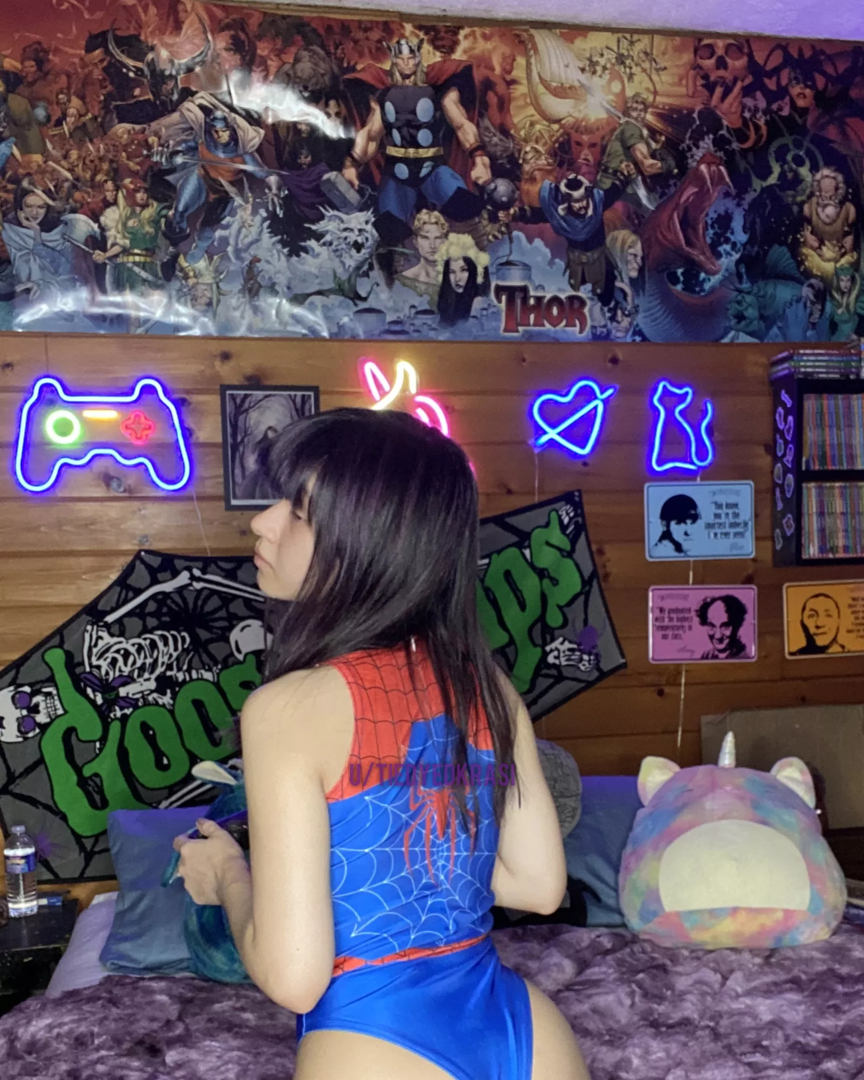 Would you game with an Asian cutie on your lap? posted by tiedyedkrasi