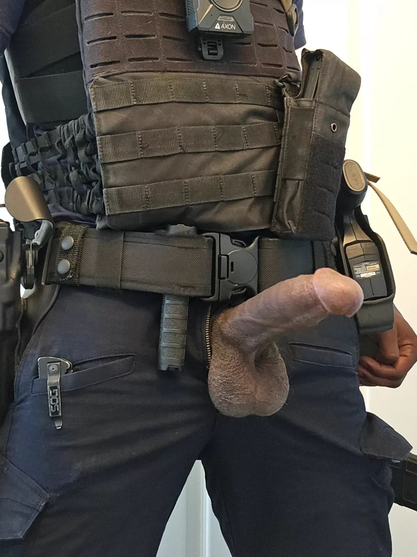 Are you sucking or bending over? posted by dark_drip