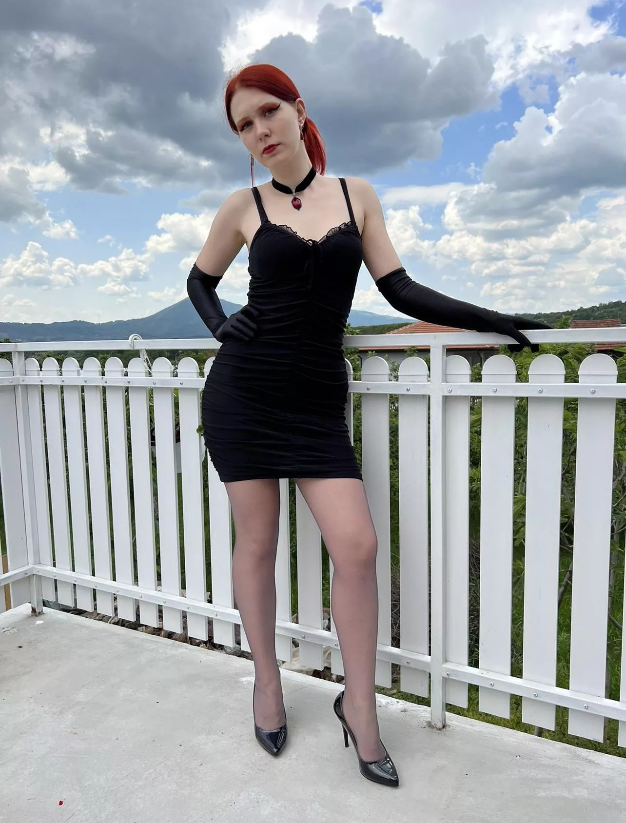 Black dress and tights 🖤 posted by ichigo_emaa