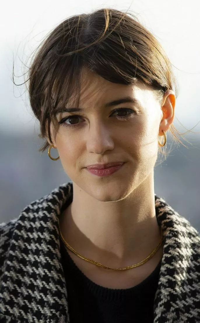 Daisy Edgar-Jones posted by Optimal-Cranberry251