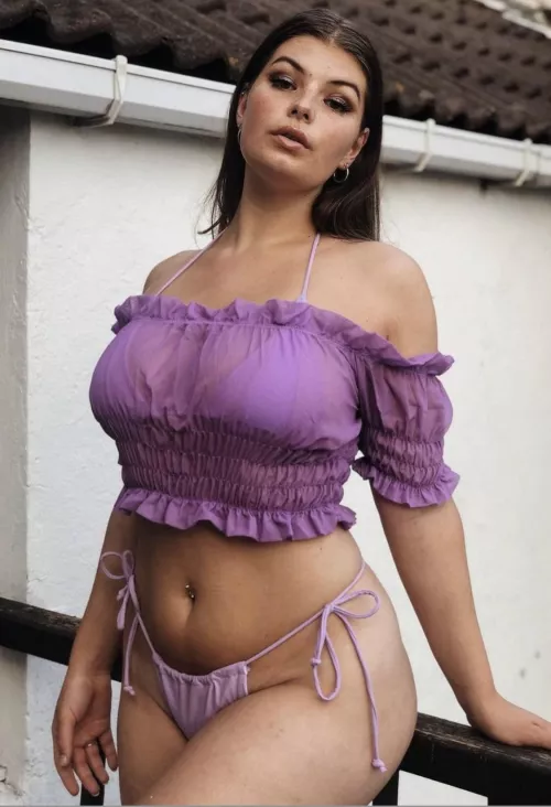 I can take that coverup off if you want😈 by Gaellewaut