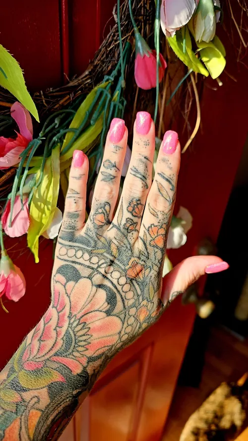 Imagine them wrapped around your cock 😈💕 by Glass_Tense