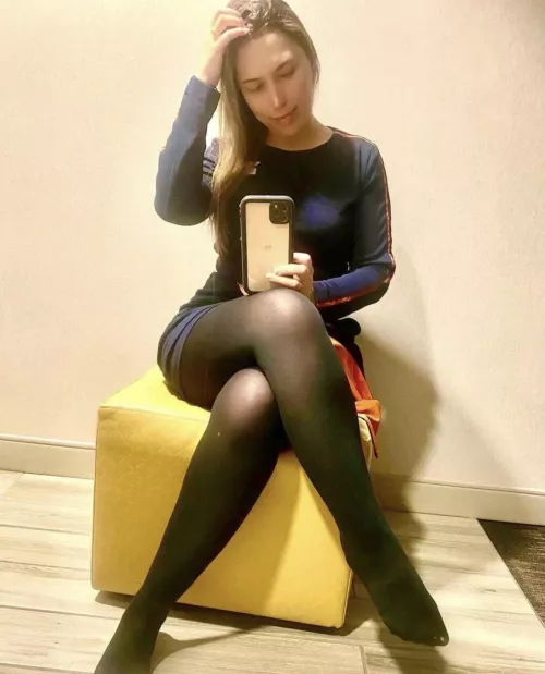 Island girl by arrayoutofbounds