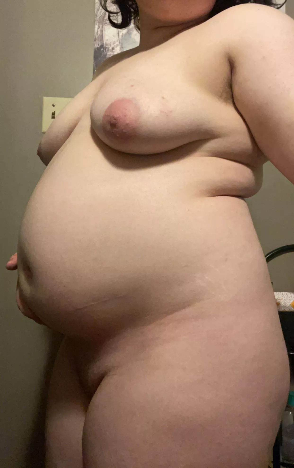 My back rolls are coming in nicely posted by Growinboi