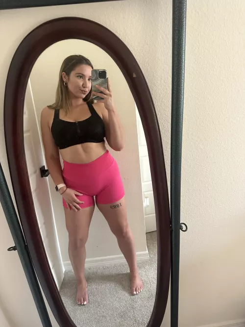 Pre workout selfie by soudebm