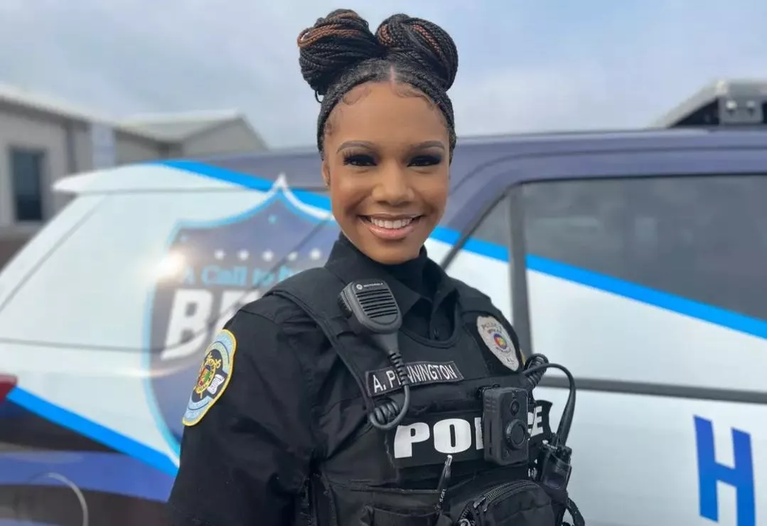 Pretty Police Officer posted by These_Basis2436