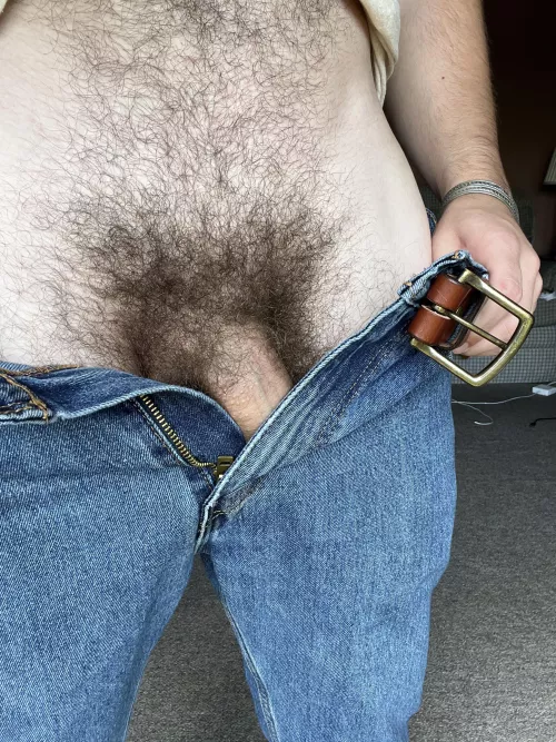 Starting to get hot out here by t0nydi