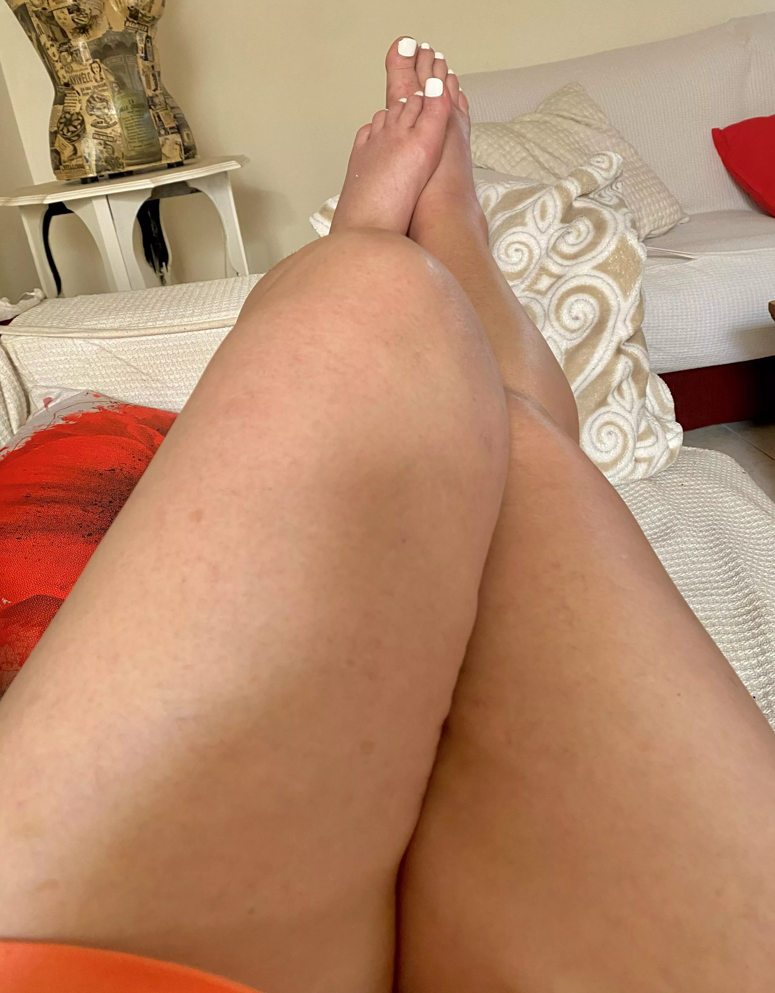 Teacher Tess Legs! posted by Tesscooksfrench