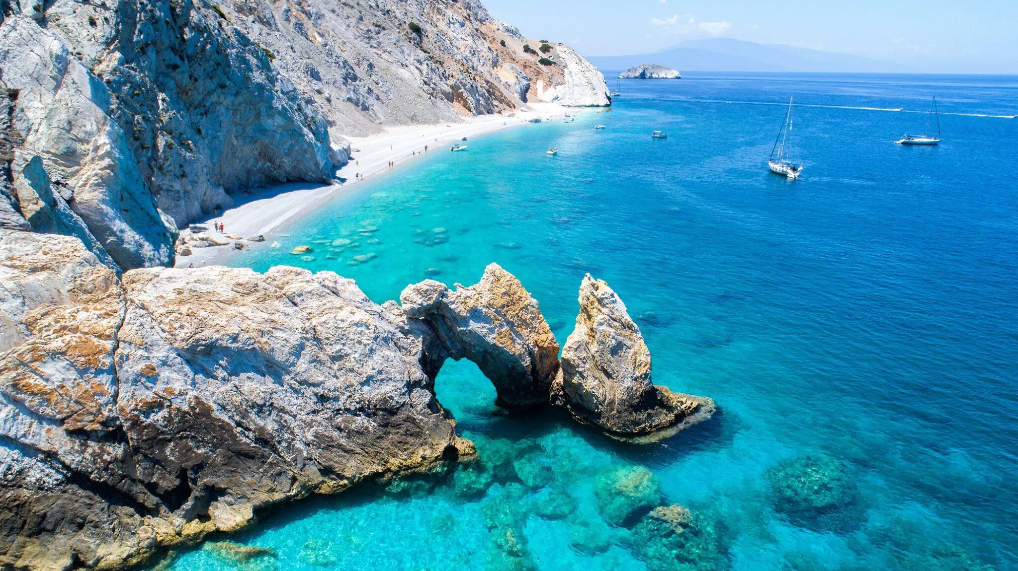 Which is your favorite Greek beach? Hello everybody! This is a really short questionnaire about Greek beaches! I would very much appreciate anybody that has visited Greece the last few years to participate! Thank you in advance! -> https://forms.gle/N posted by Specialist_Release58