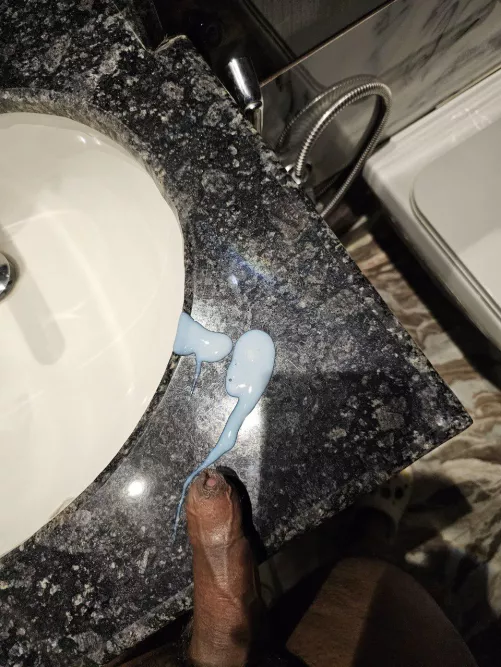 whos gonna swallow by ExerciseAccording678