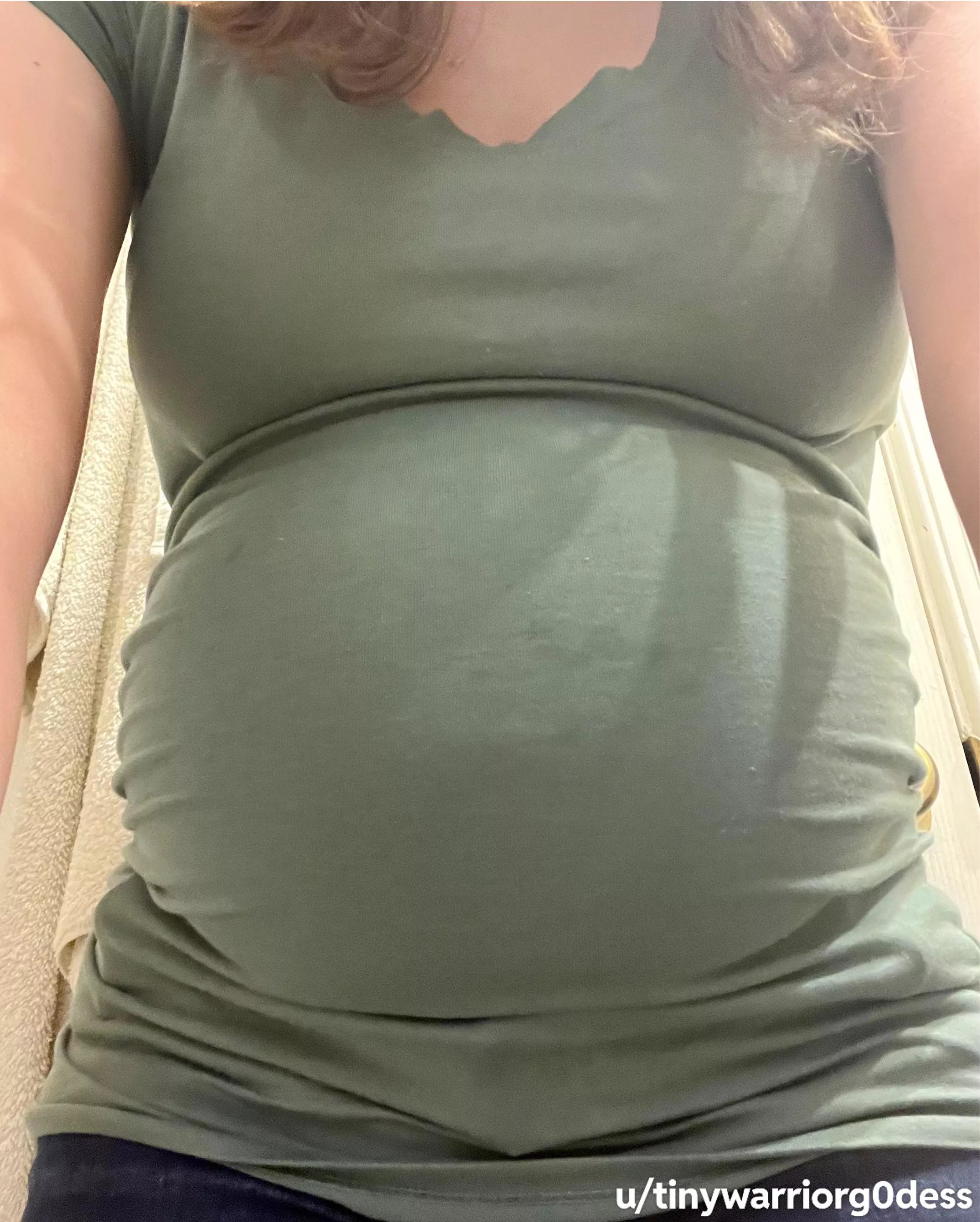 Belly bigger and rounder 💜 I think tight pregnancy shirts are sexy 😋✨🤰 posted by tinywarriorg0dess
