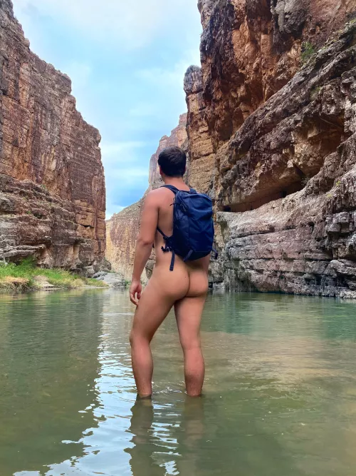 Canyon hikes. by johnnynjune