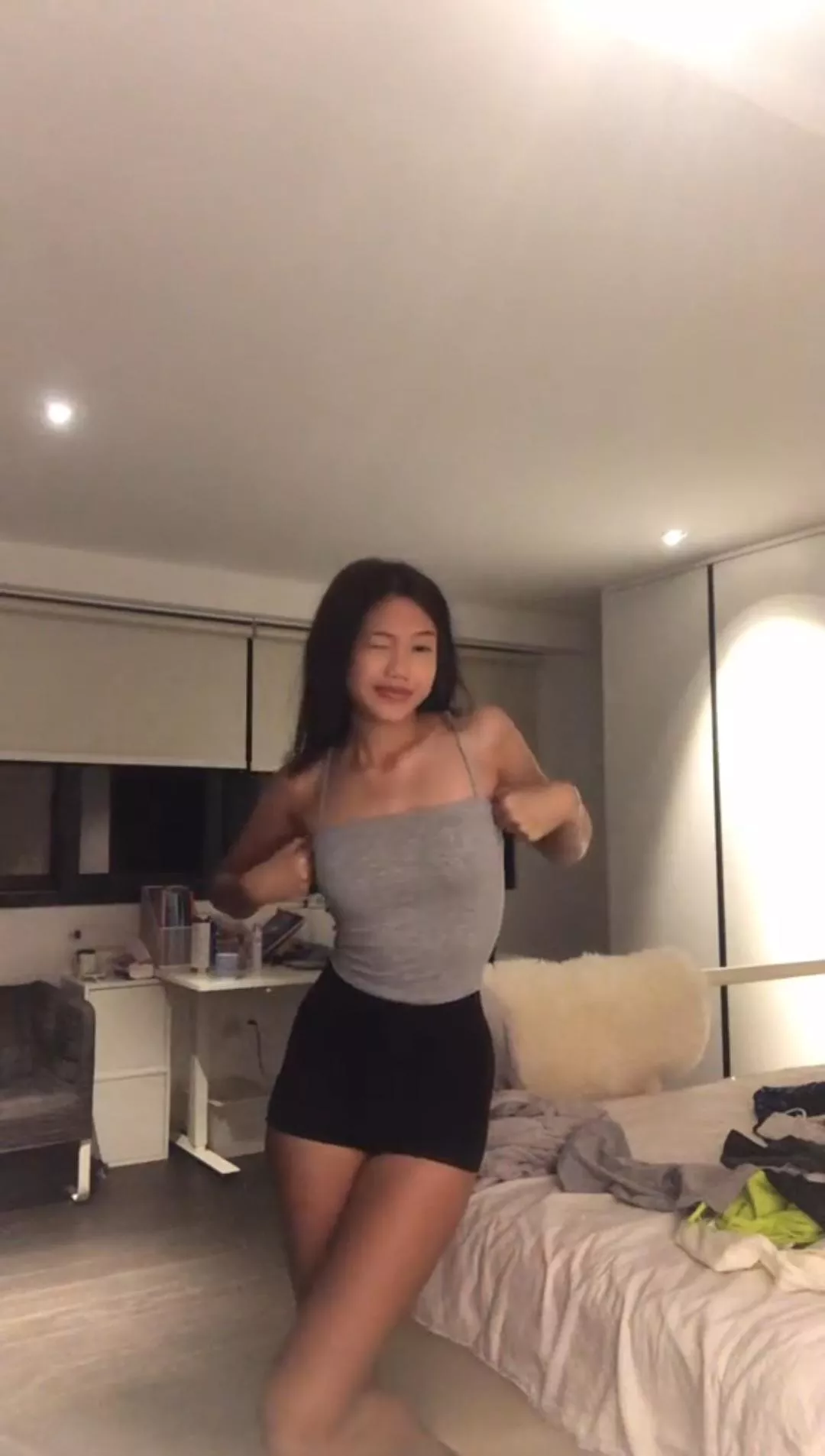 Do you like my fit? posted by hehebuuuoi