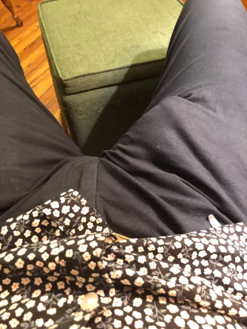 Does it show? by StreetPoleBanner