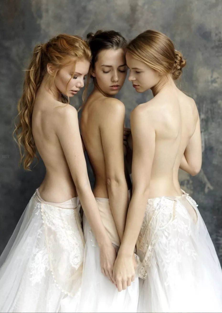 Flowing White Skirts posted by spidernhan