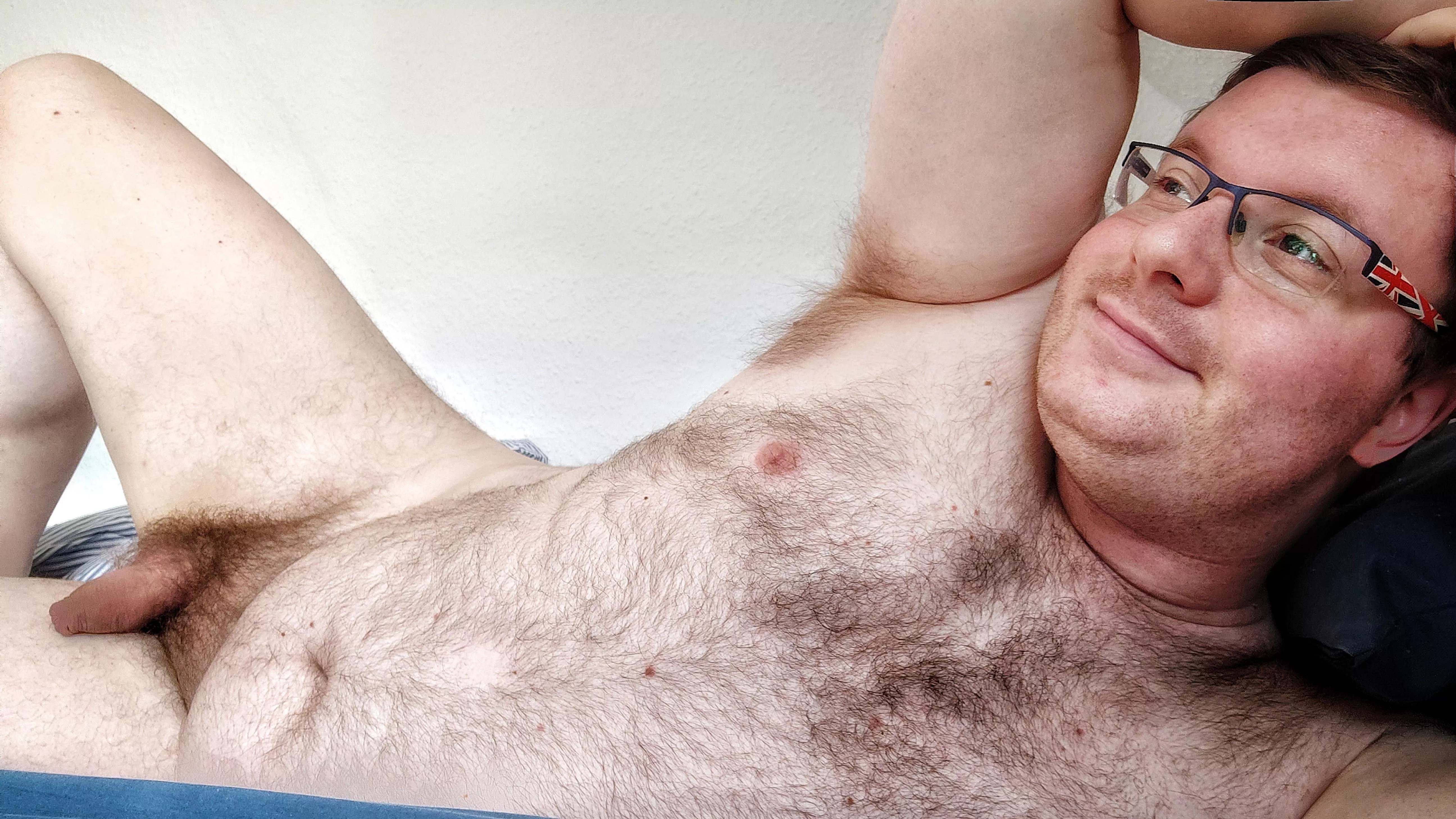 Greetings from Germany 🇩🇪✌🏻😊 posted by serfeliz93