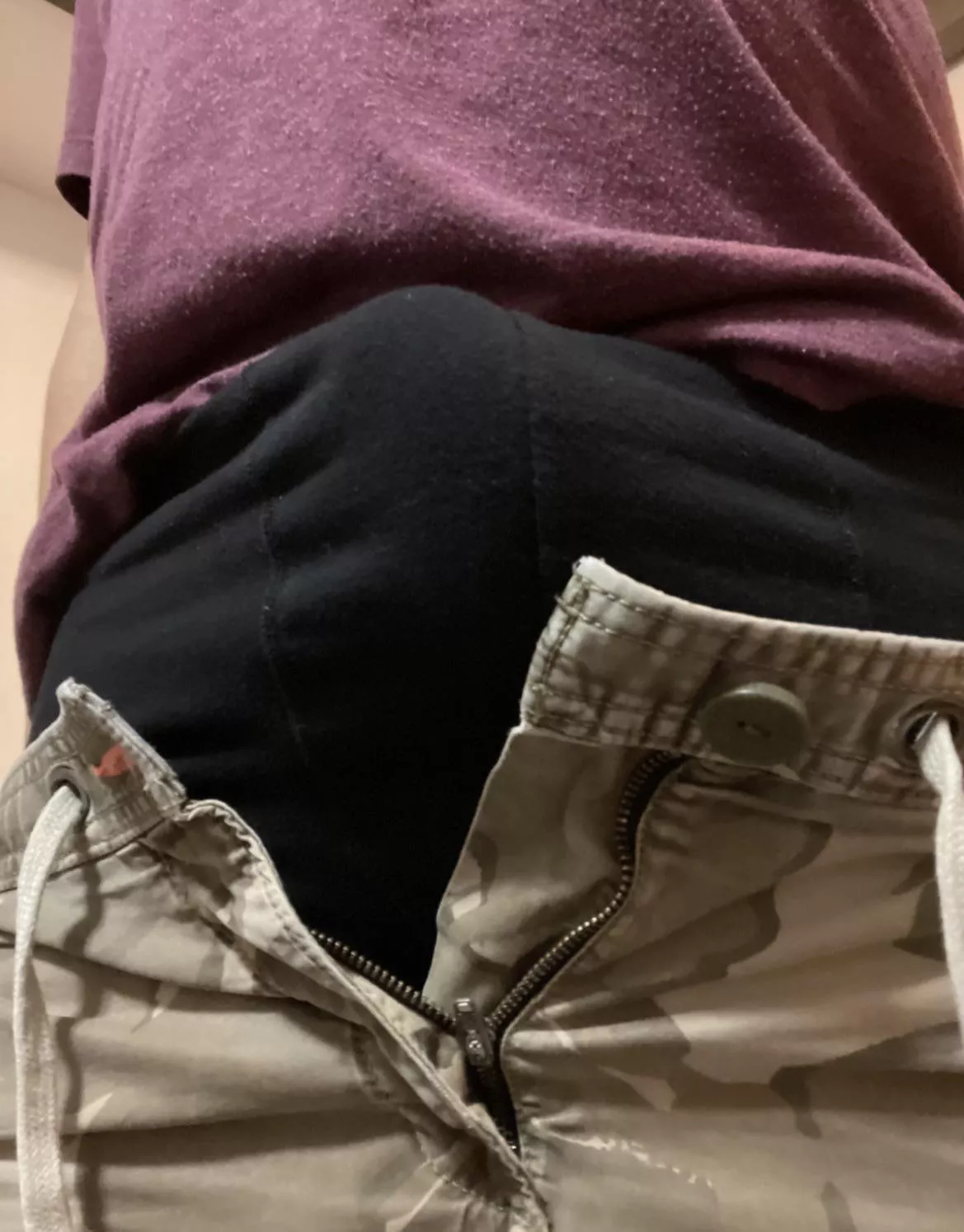 Hello everyone posted by blackeyesnosebleeds