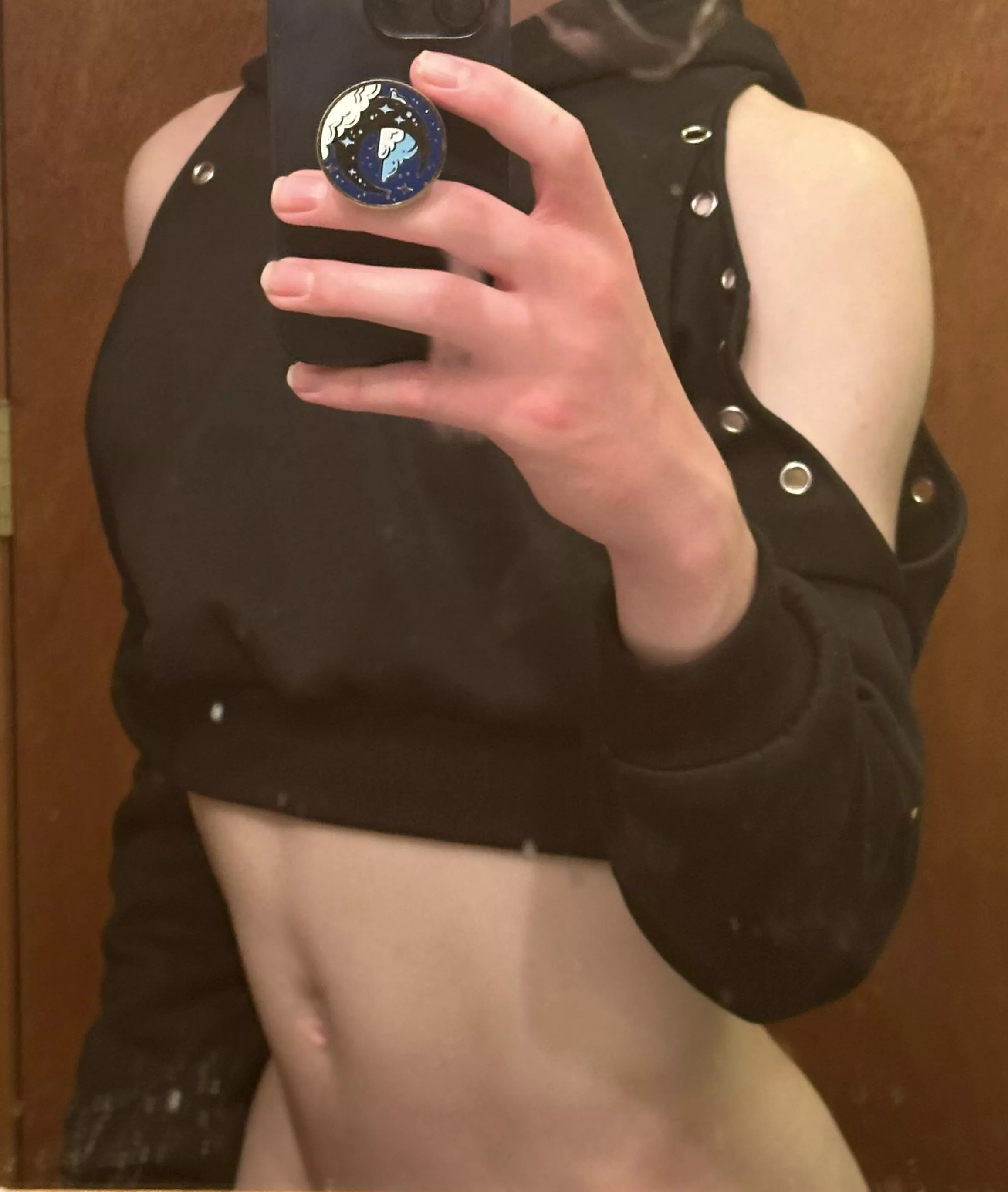 Like the crop top? posted by glizzygamer-553