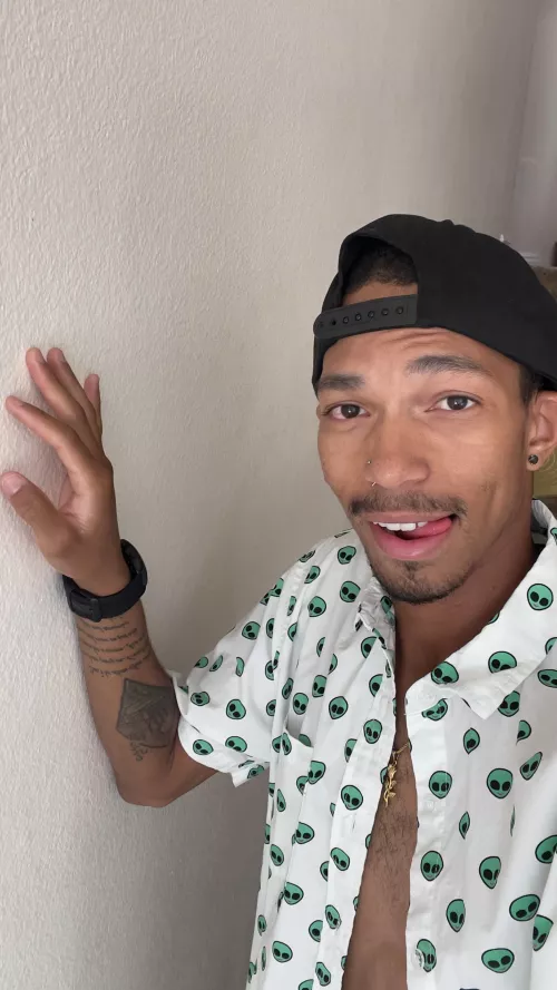 Love this shirt by GoldenHollywood