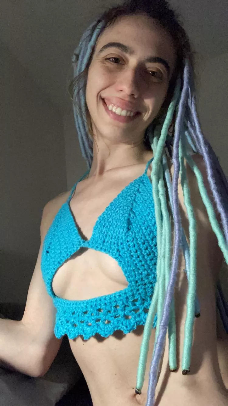 Peekaboob posted by ReinaRocio