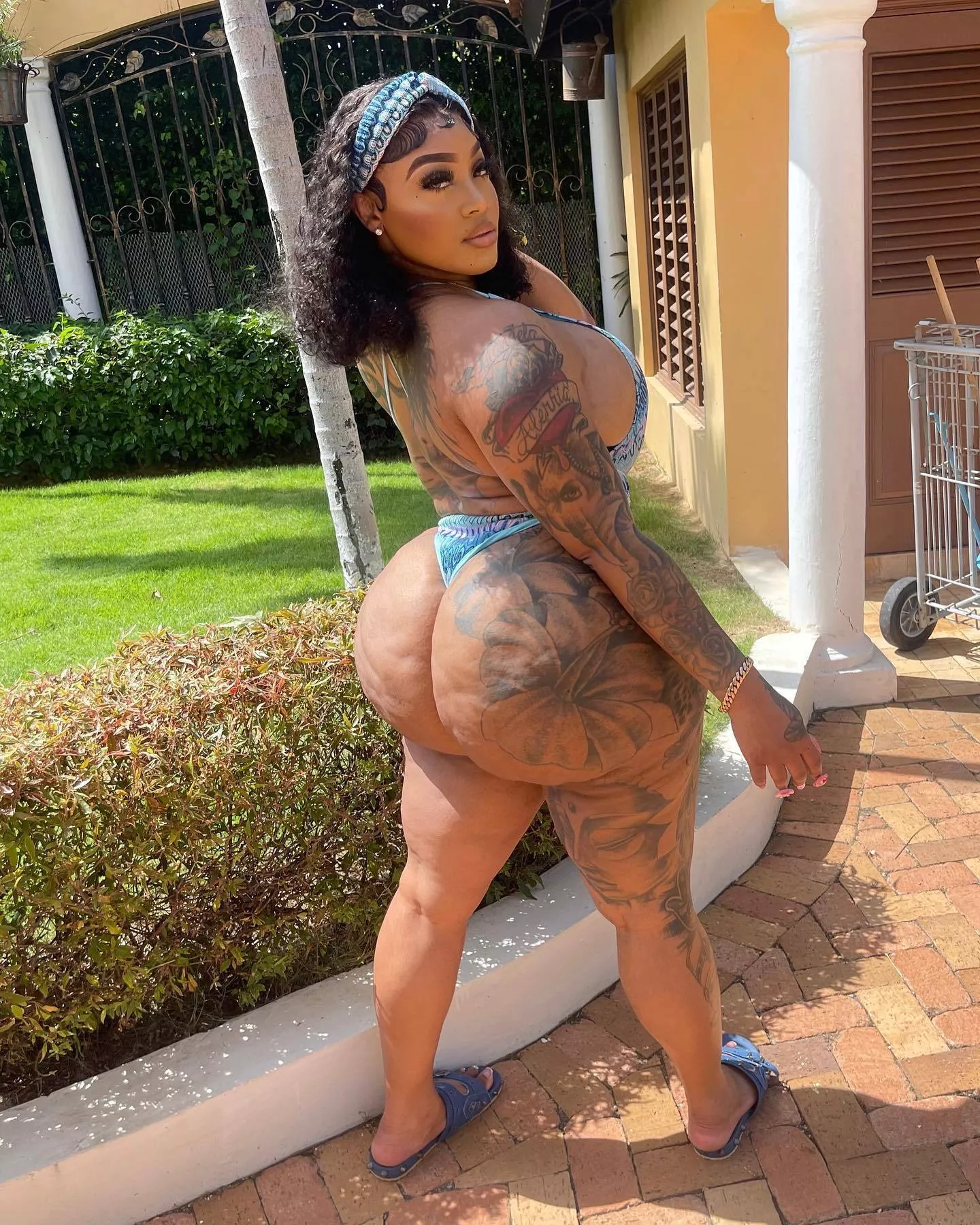 So heavy 💦 🍑 posted by Survey-Friendly