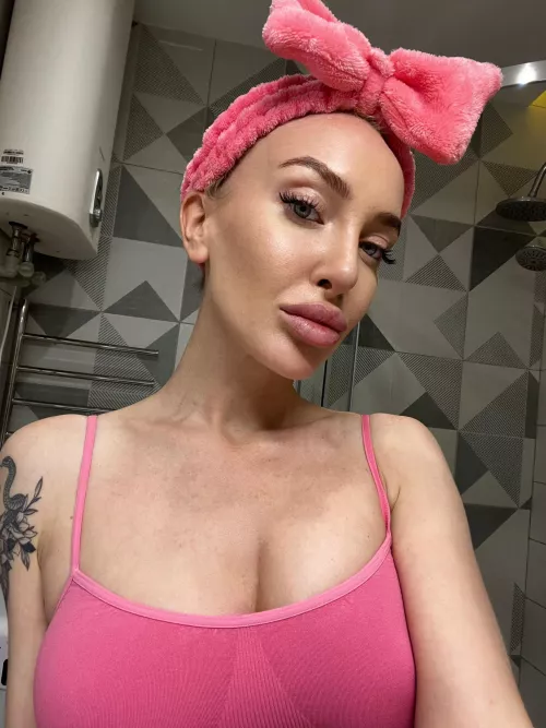 Wanna join me in paradise? by AcetonicMissouri